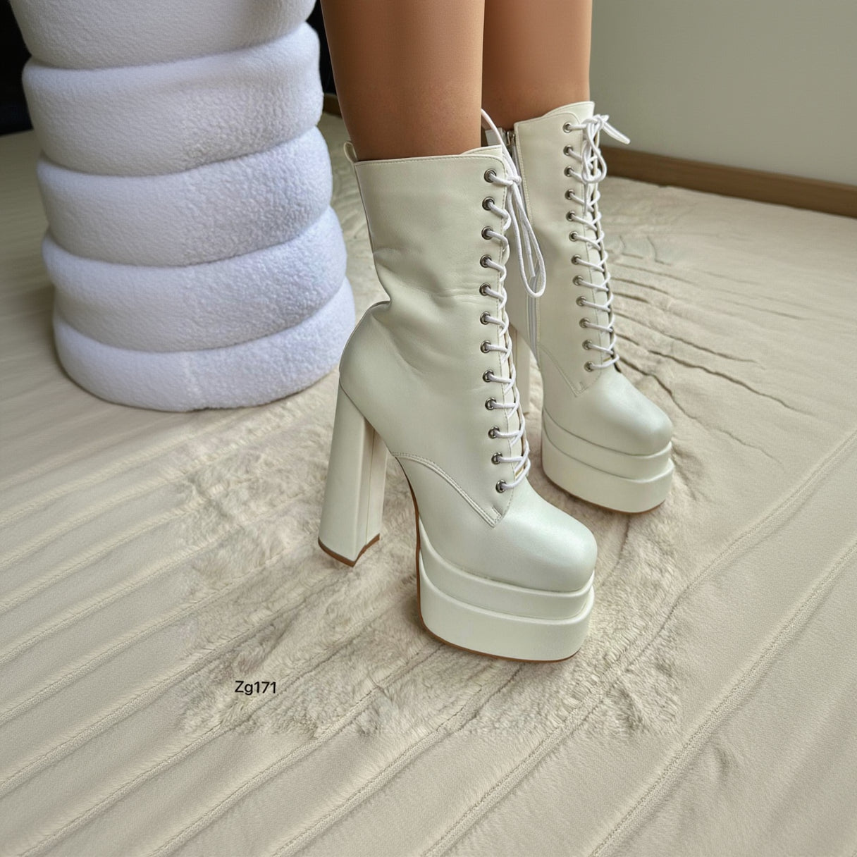 Bota blanco plataforma 5cm  tacon  14cm  BTC06#  C-1