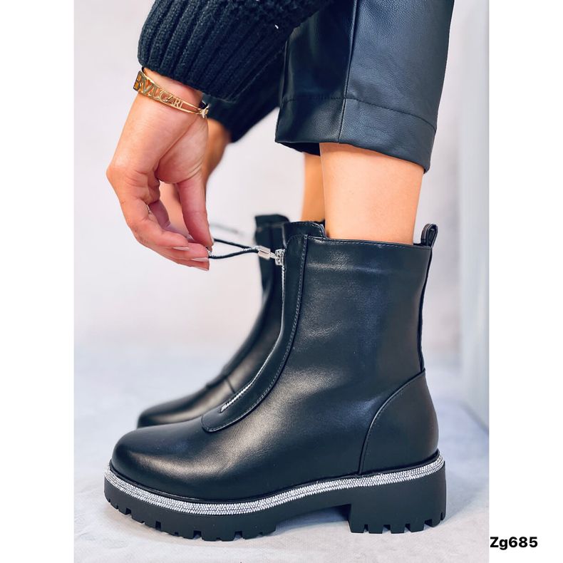 Botin negro apliques plateado brillantes cierre frontal suela 4cm  AM7503  C-65