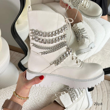 Bota blanca aplique cadenas  suela 3cm  U9AX18958-1   C20