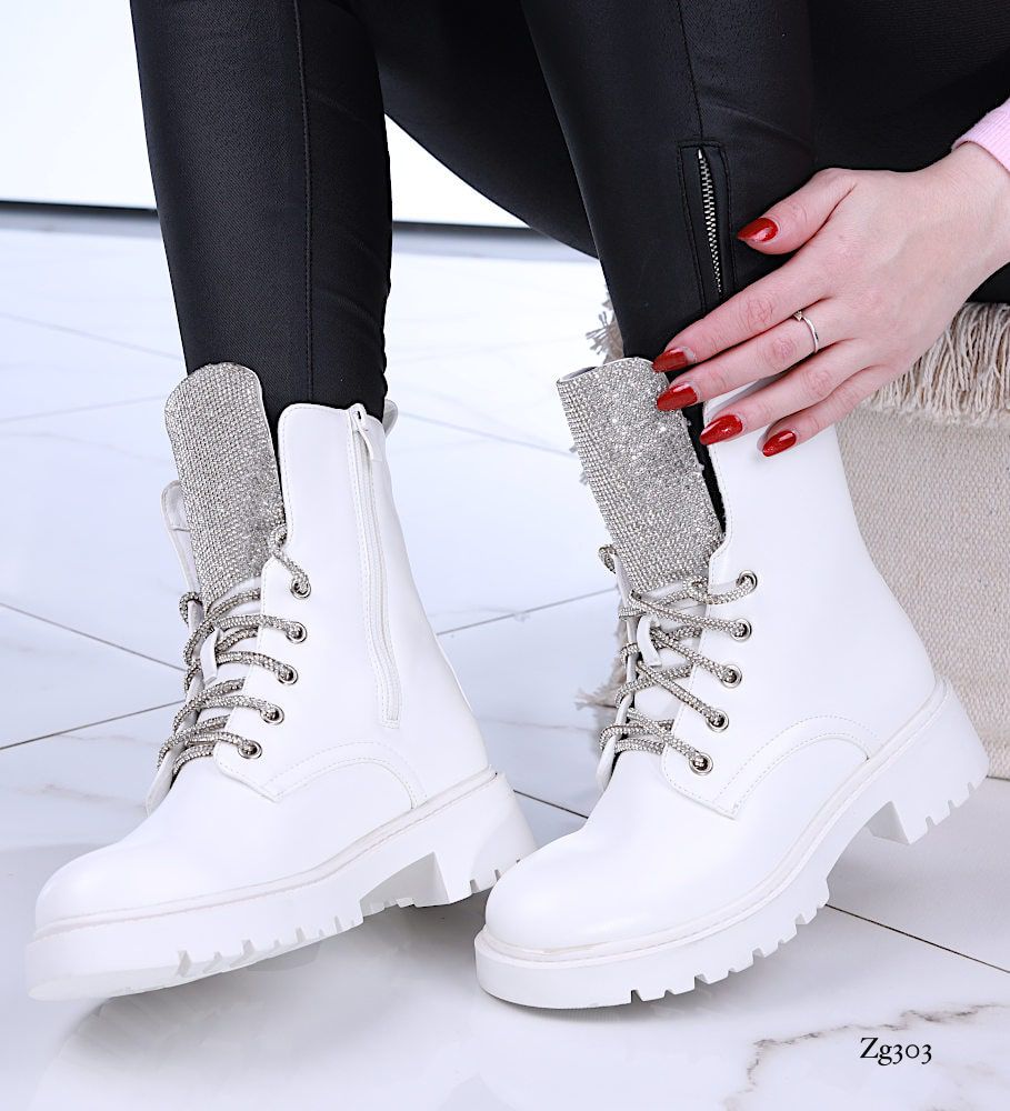 Botin blanco detalle cordones plateado brillantes  suela 4cm  9510A  C-36