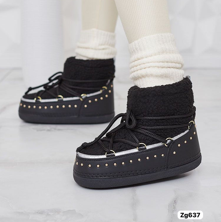 Botin negro tipo nieve apliques dorado  NB617  C-77