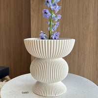 Florero moderno blanco ceramica   18.2cm* 20.4cm