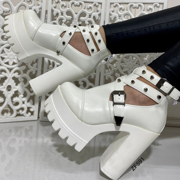 Botin blanco apliques plateados tacon 12cm  850-1   C-3