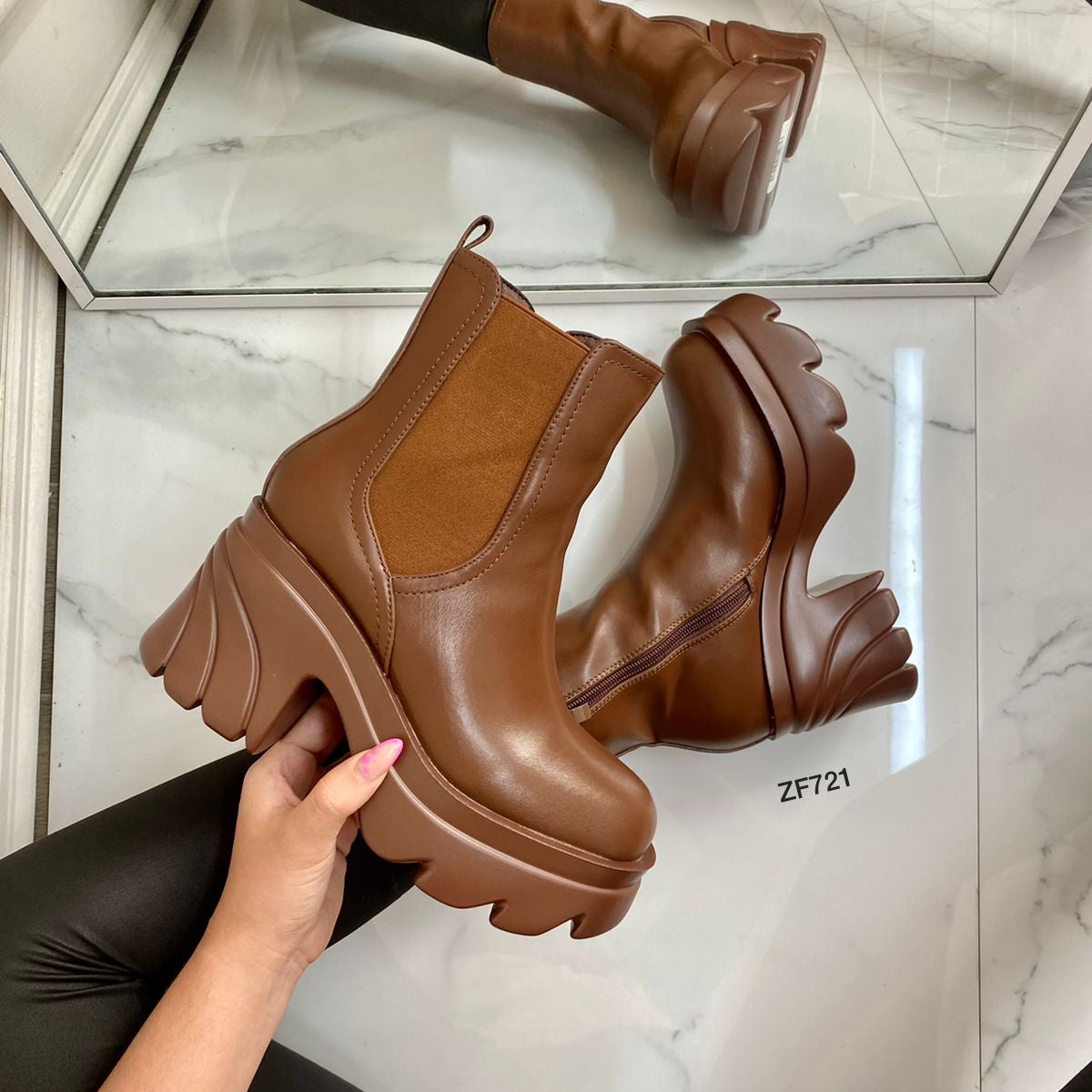 Botin cafe tacon 8cm  Y2027   C-24