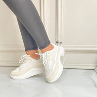 Tenis beige apliques brillantes suela 3cm  9239  C-66