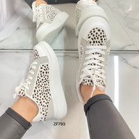 Tenis blanco textura café suela 3cm  RA40  C-69