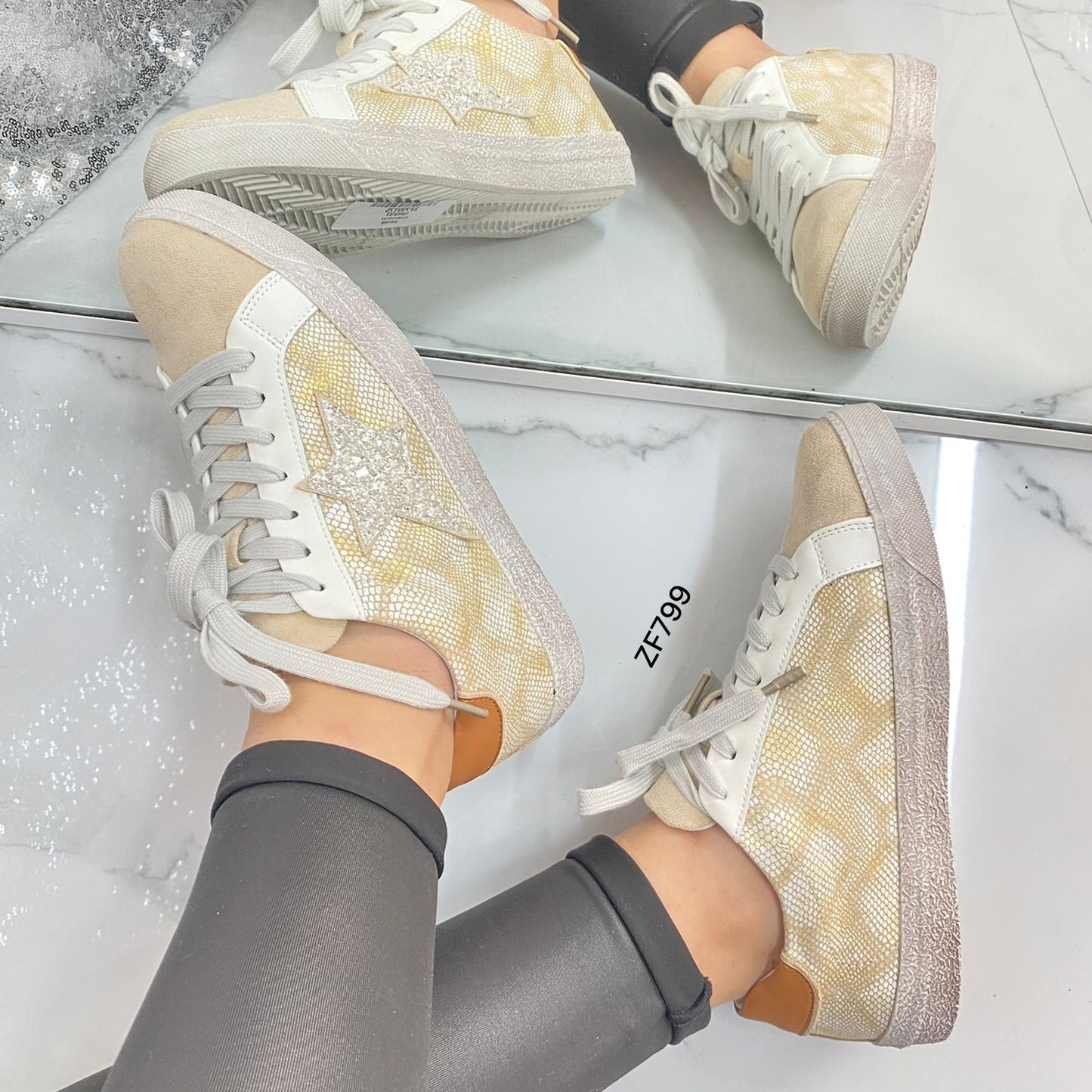 Tenis textura beige apliques suela 2cm  FY0608-1  C-67