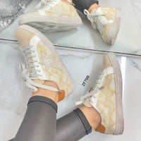 Tenis textura beige apliques suela 2cm  FY0608-1  C-67