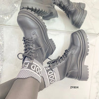 Botin negro suela 4cm   BO26-16  C-70
