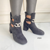 Botin negro aplique plateado brillante tacon 7cm   RJX228   C-58
