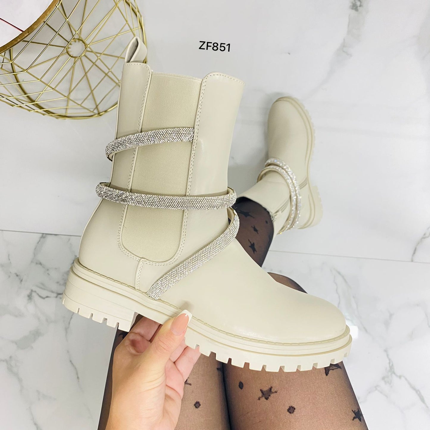 Botin beige aplique brillantes suela 3cm   D-109    C-63