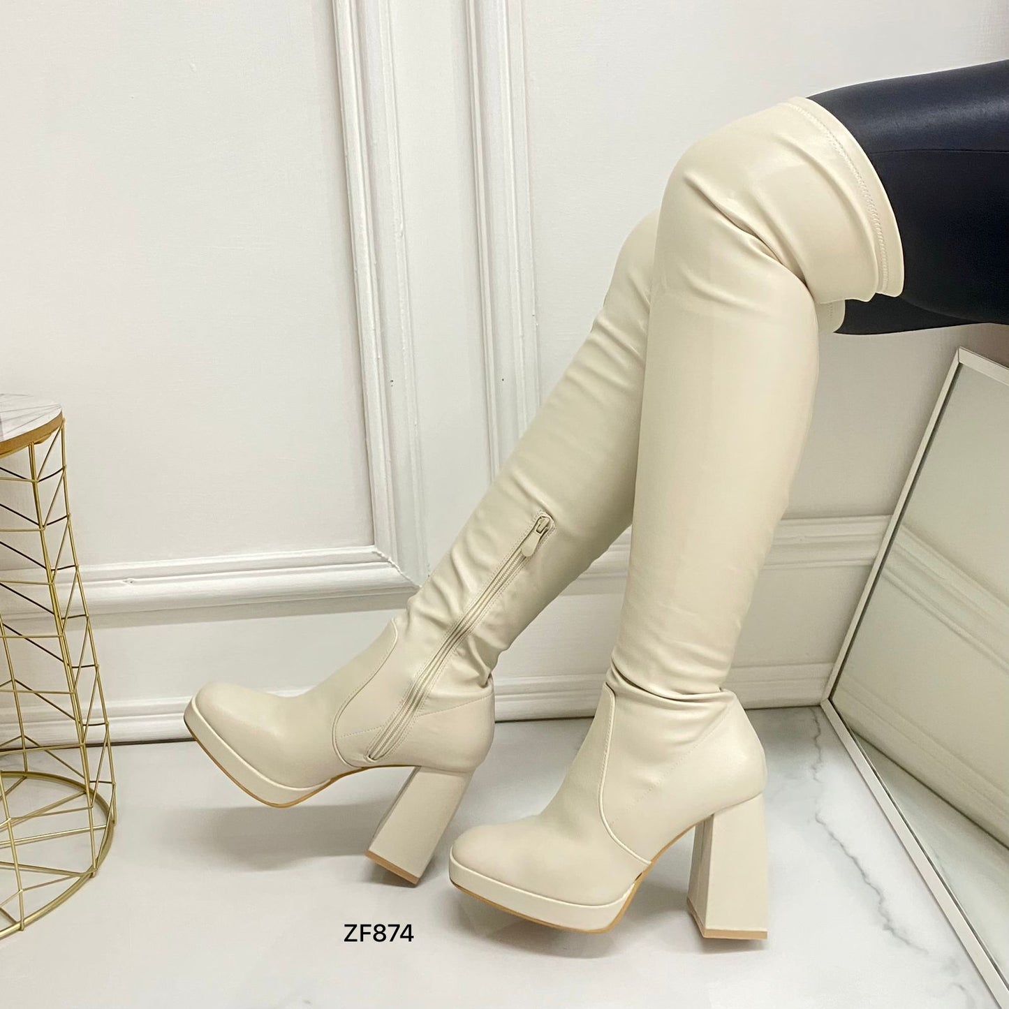 Bota caña alta beige tacon 10cm  H8-202  C-63