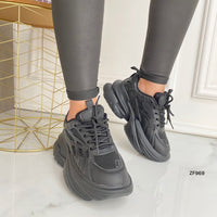 Tenis negro suela 6cm  TNS02#  C-1