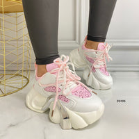 Tenis blanco detalle rosado/plateado  suela 5 cm   X-22  C-2