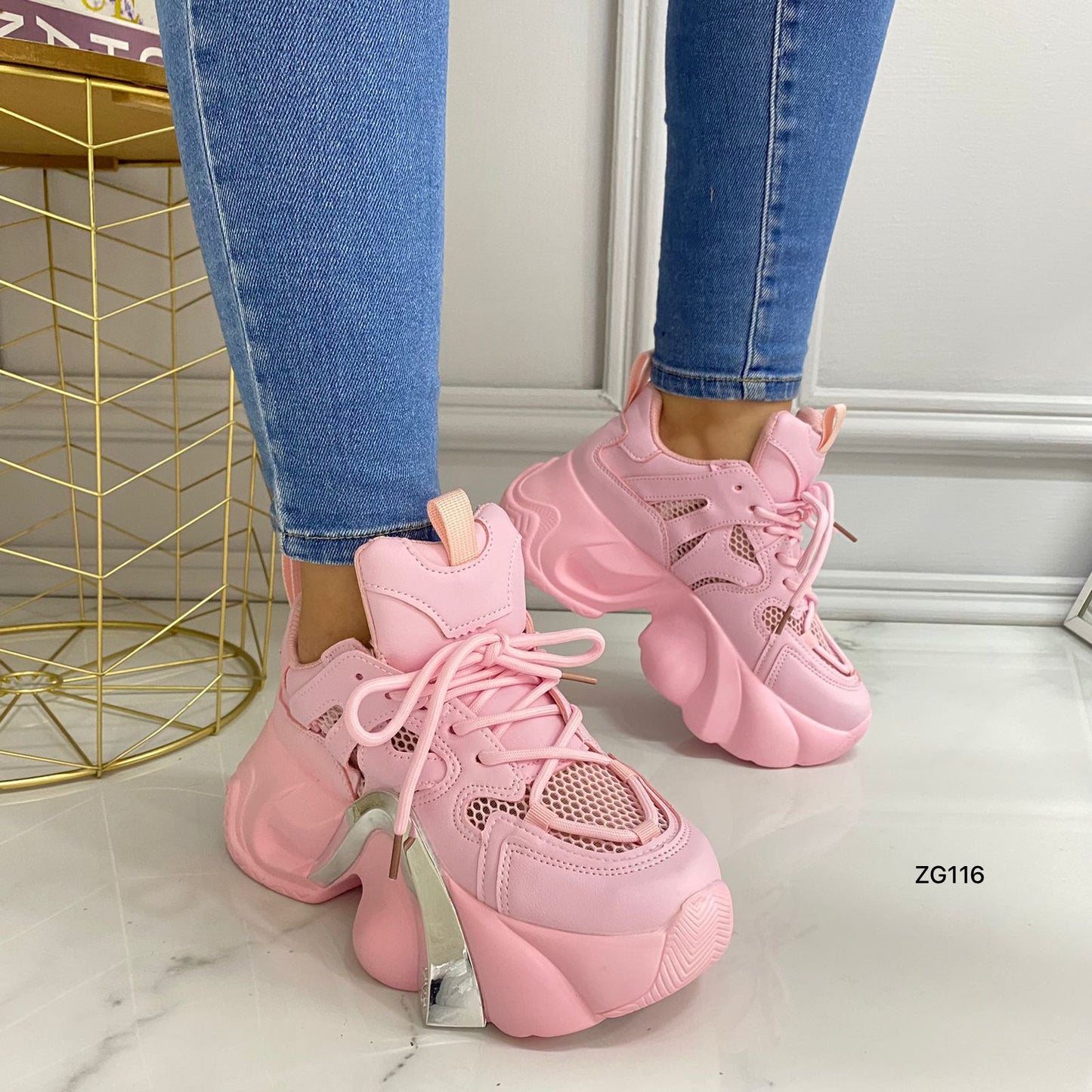 Tenis rosado detalle plateado suela 6cm  X-26  C-2