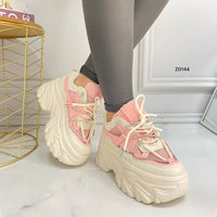 Tenis beige detalles rosado cordon apliques suela 6cm  X-19  C-2