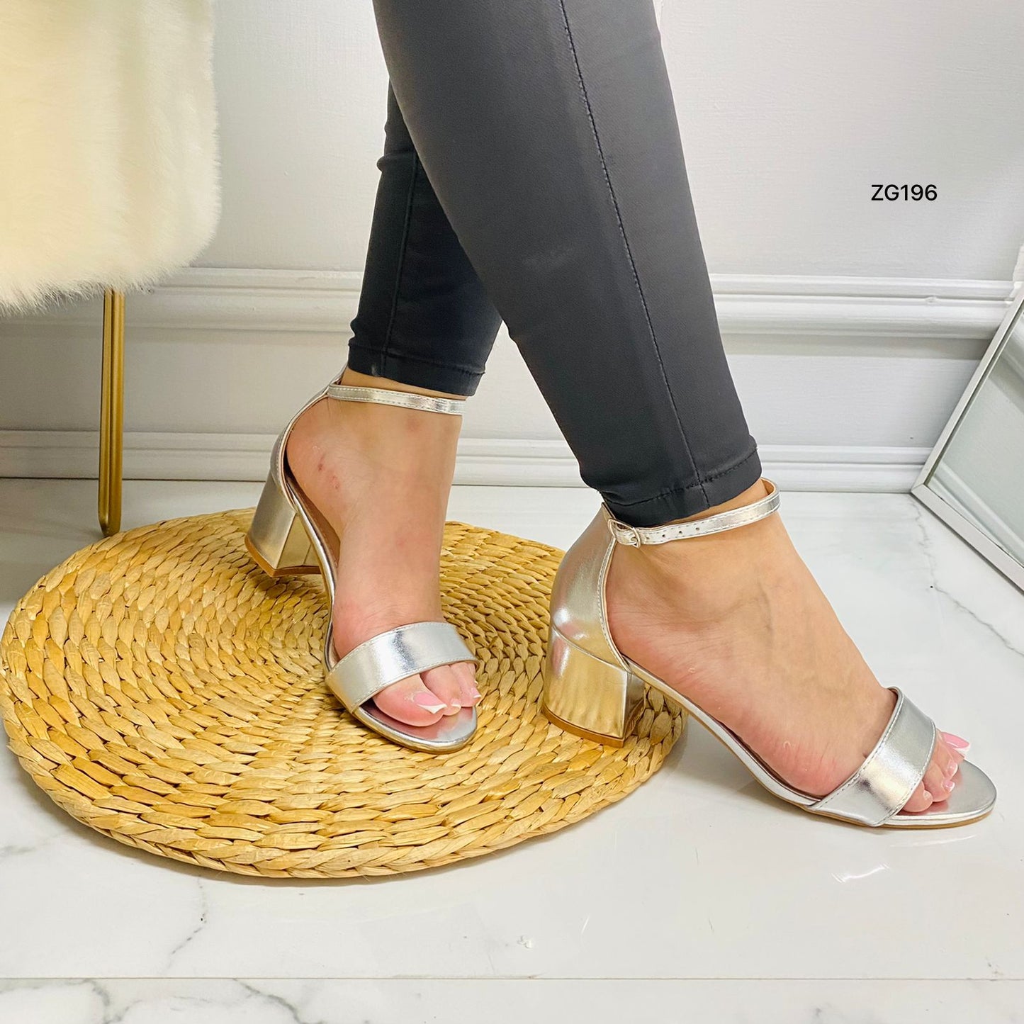 Sandalia plateado tacon 6cm  9593  C-7