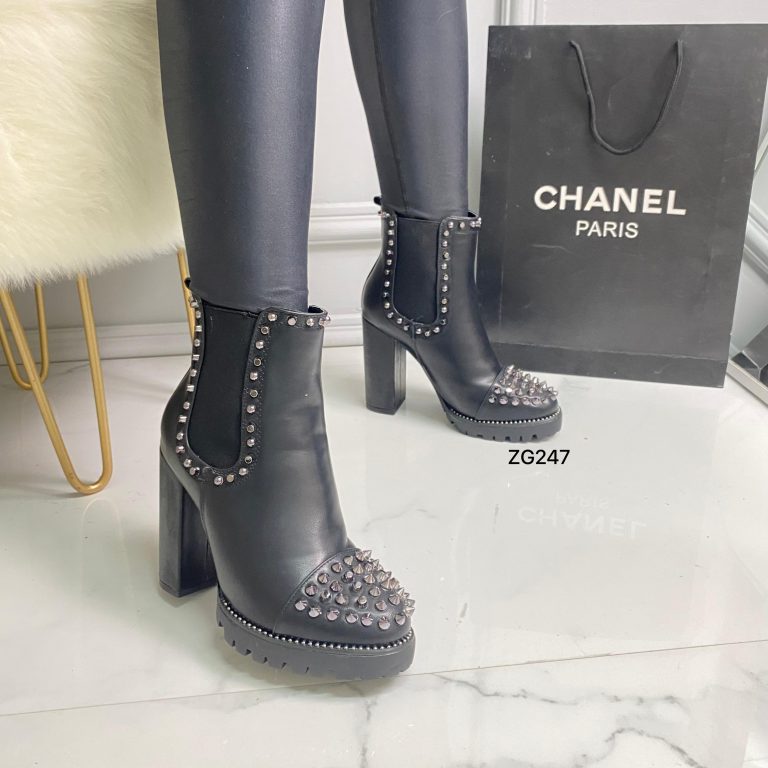 Botin negro apliques puntas plomo tacon 10cm  JL6216  C-19