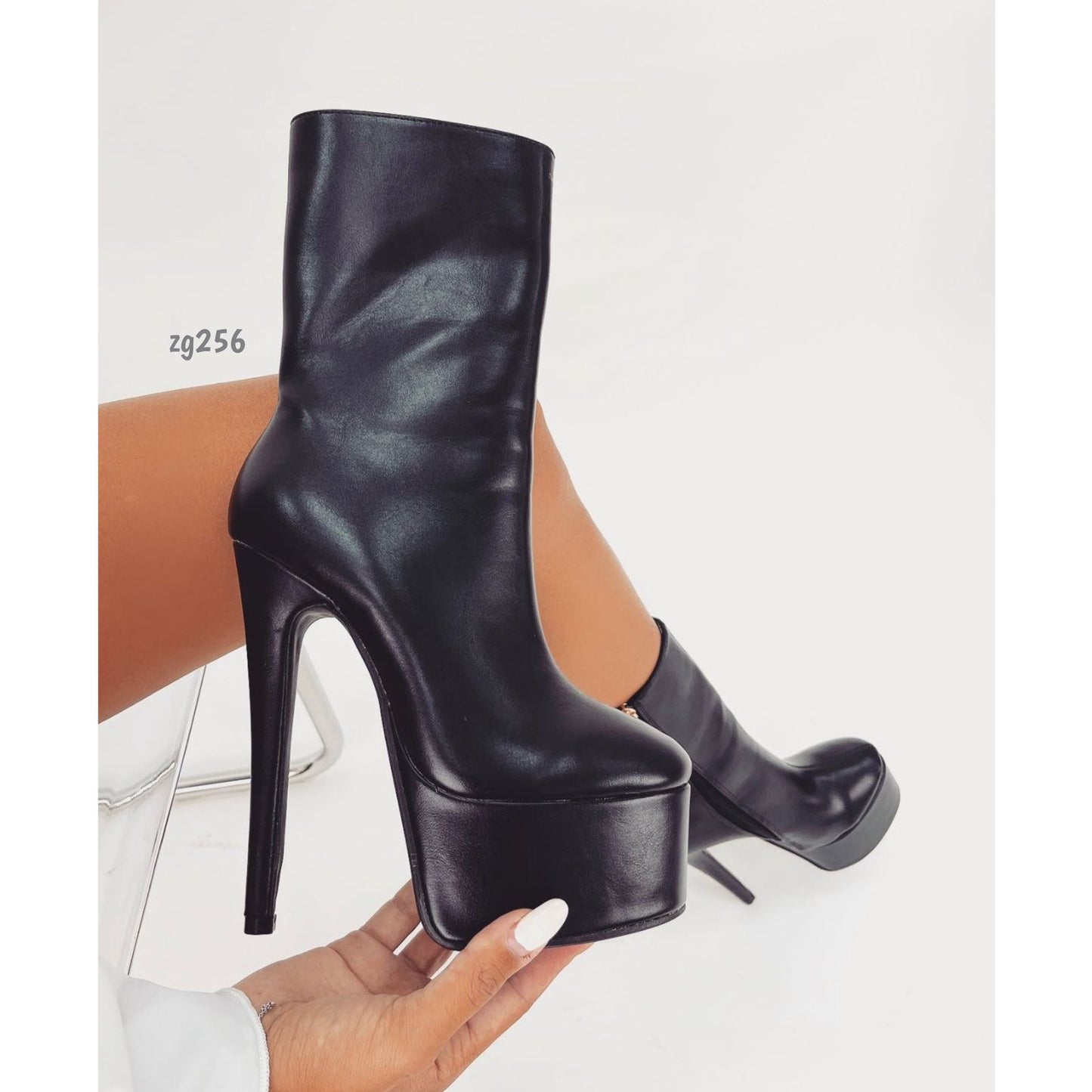 Bota negro plataforma 5cm tacon 16cm  044  C-17
