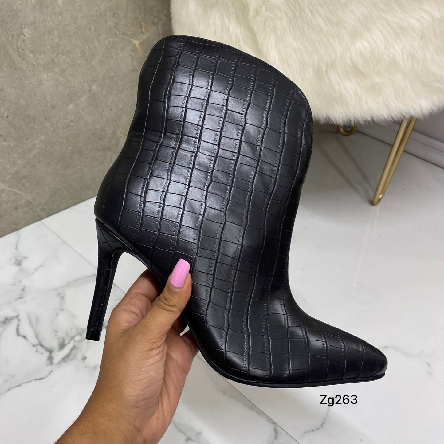 Botin negro textura tacon puntilla 8cm   1156    C-16