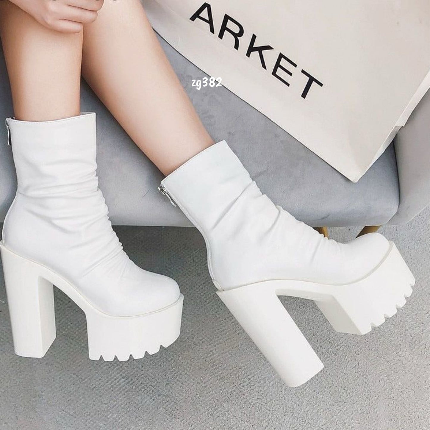 Botin blanco plataforma 5cm tacon 14cm  831-10   C-3