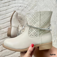 Botin beige apliques plateado tacon 3cm  CH2348  C-100