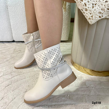 Botin beige apliques plateado tacon 3cm  CH2348  C-100