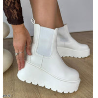 Botin blanco detalle resorte plataforma 7cm  255-027