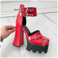 Tazon rojo hebillas tacon  15cm   16