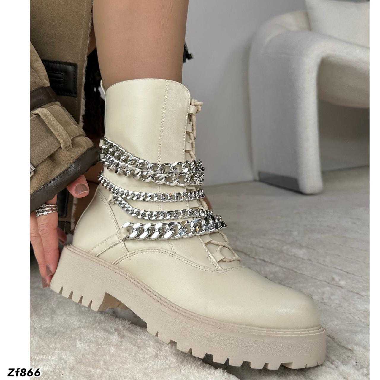 Botin beige cadenas plateadas suela 4cm  U9AX18958-1  C-20