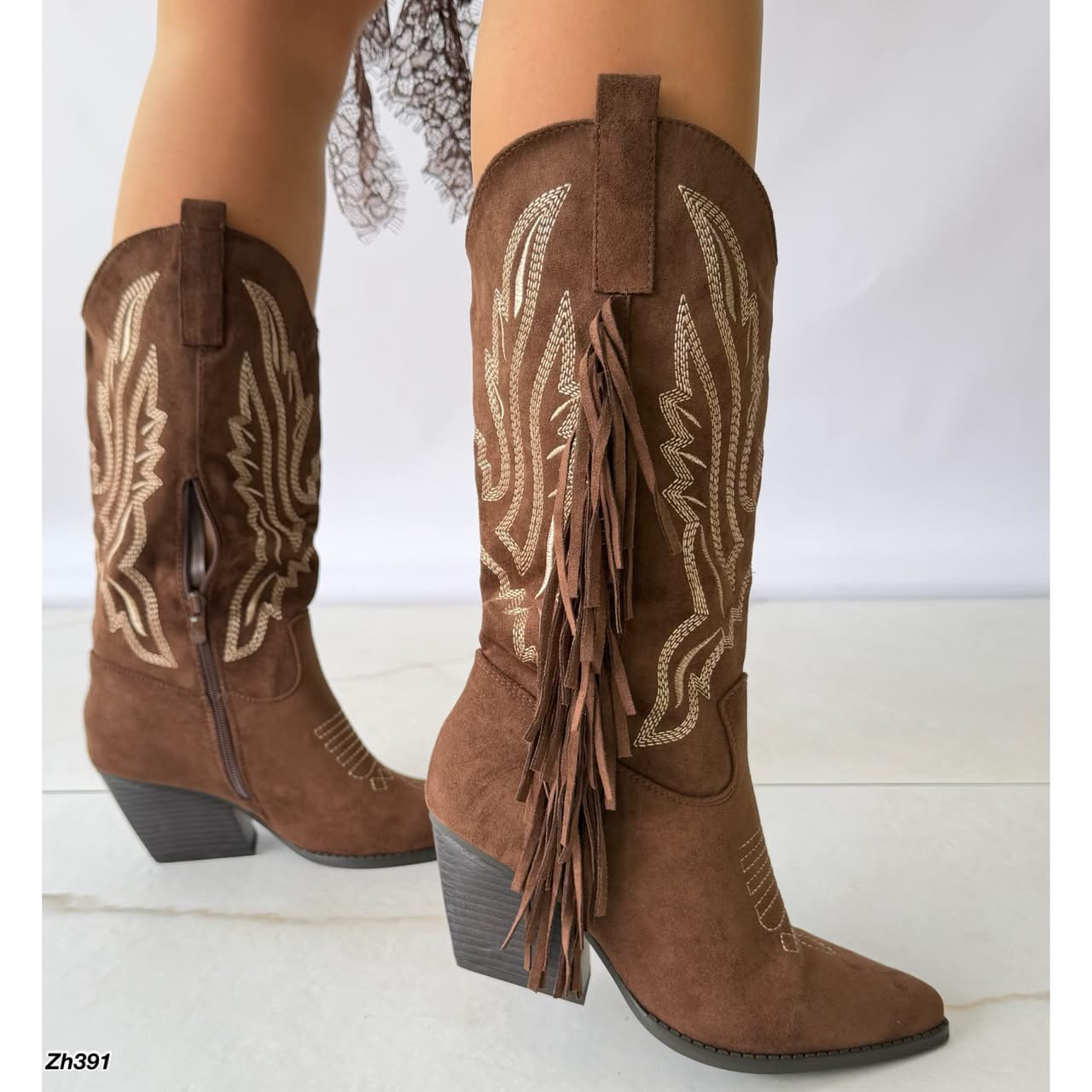 Bota texana café detalle flecos tacon 7cm  2P9A-X8848-08  C-134