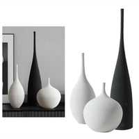 Jarron florero de ceramica negro forma conico alto  9cm* 9cm* 46cm