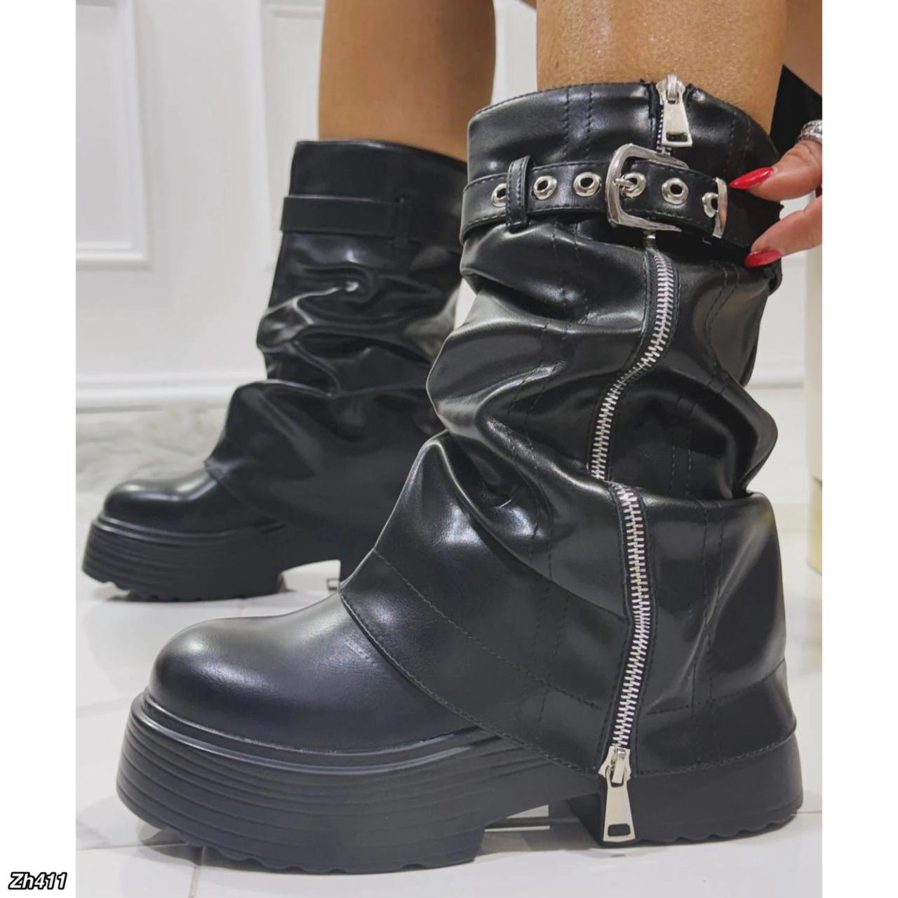 Bota caña media negro doblez detalle cierre plateado suela 7cm  AC9A-AX7296-01  C-138