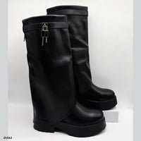 Bota caña alta negro doblez detalle plateado suela 5cm  HX3375-C1798