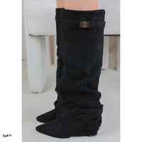 Bota caña alta negro doblez detalle dorado tacon 10cm  7665A-1  C-18