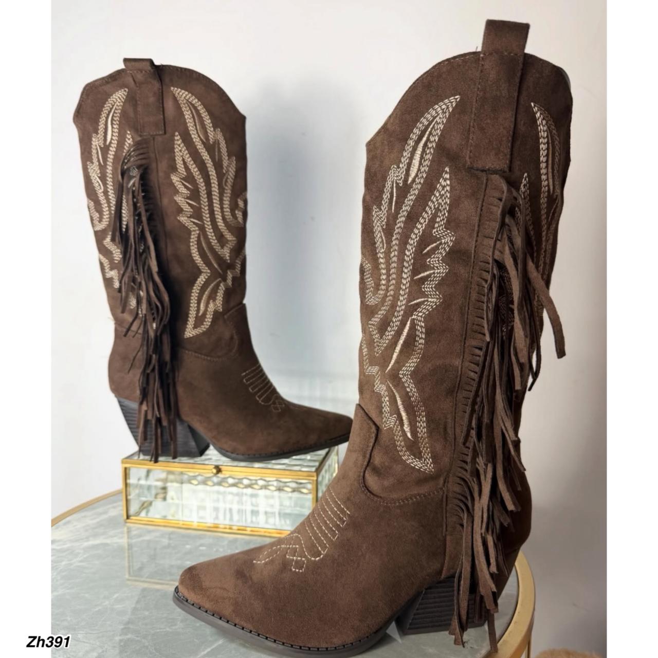 Bota texana café detalle flecos tacon 7cm  2P9A-X8848-08  C-134