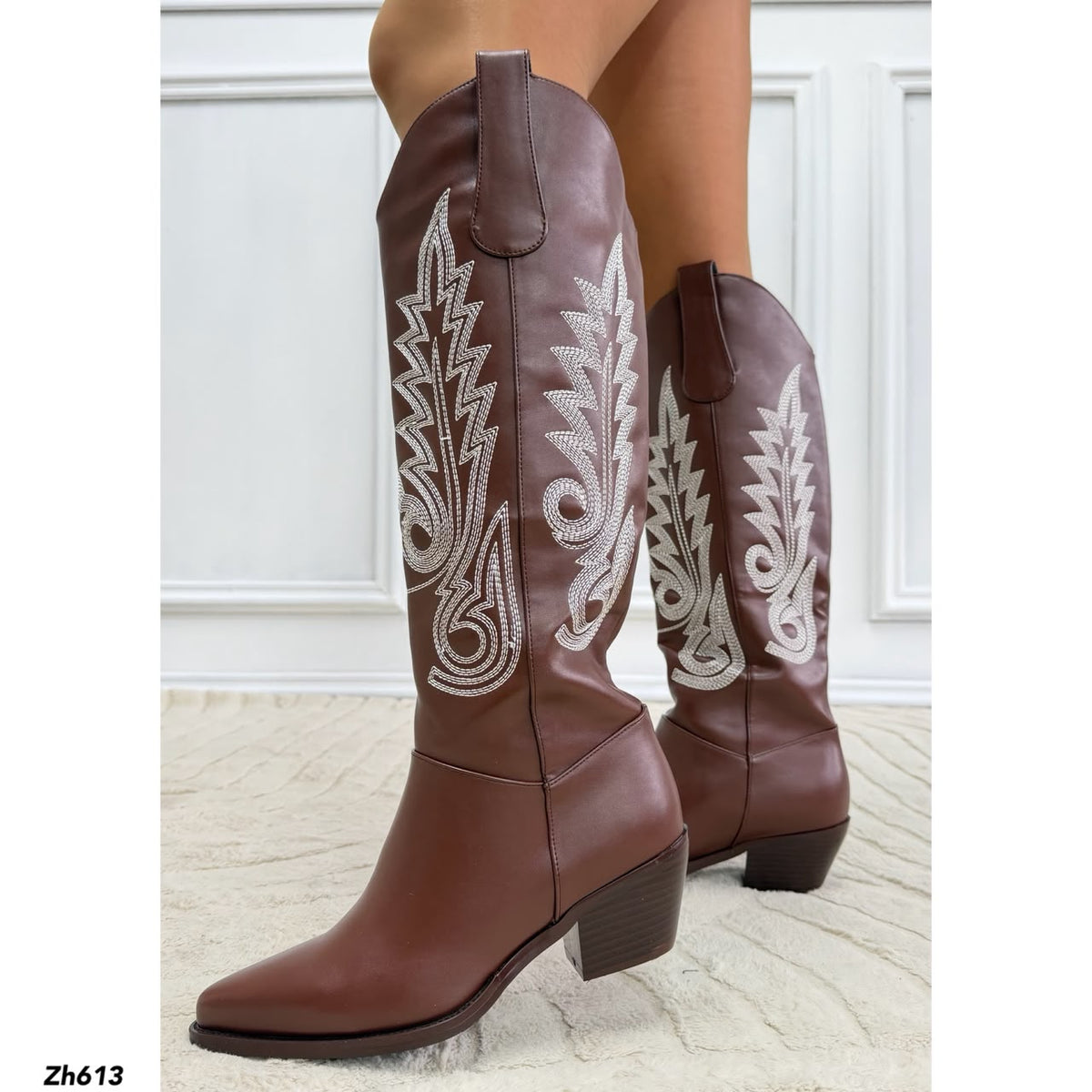 Bota texana café detalles blanco tacon 6cm   HX3168-C1773