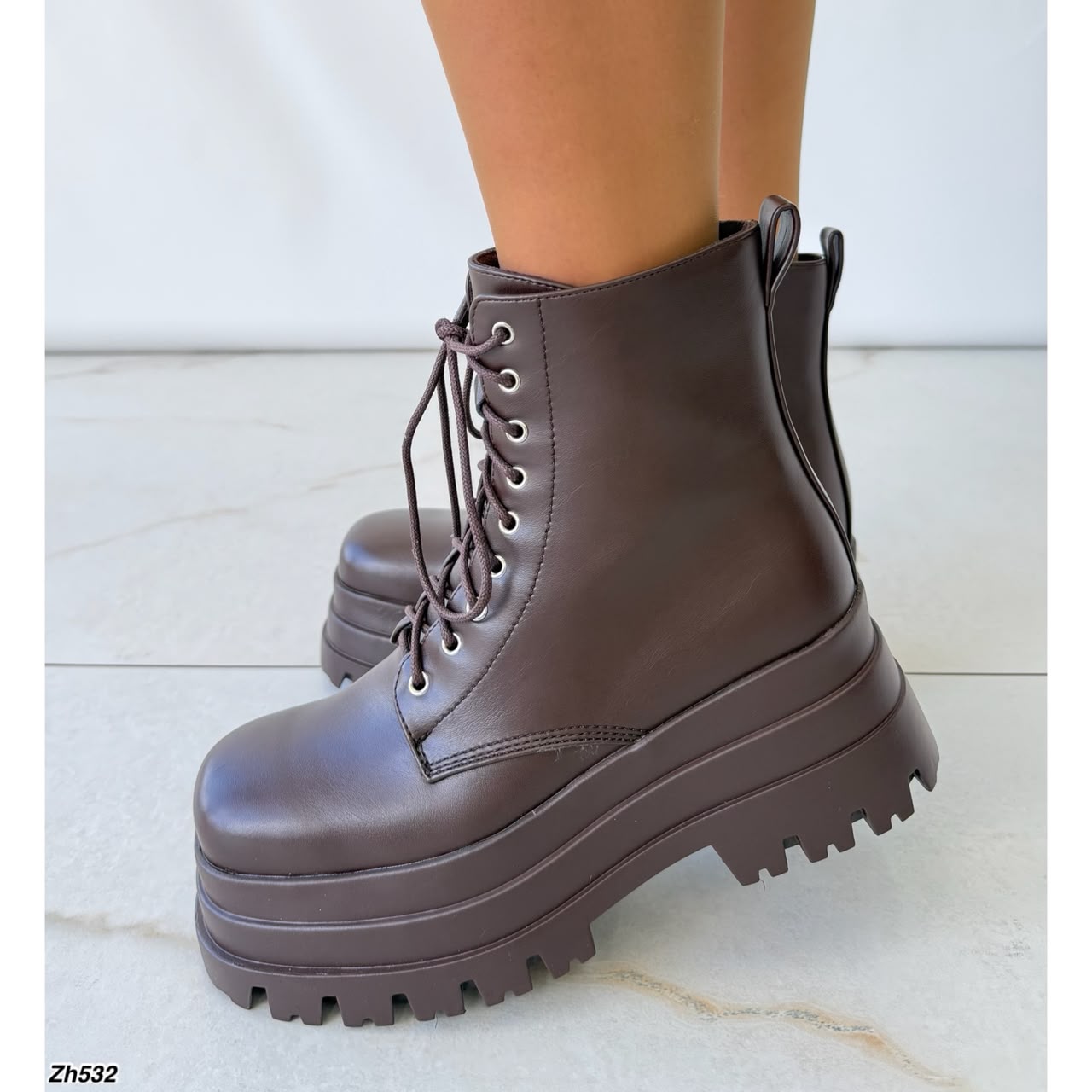 Botin café cierre lateral plataforma 7cm  HX3112-B9536