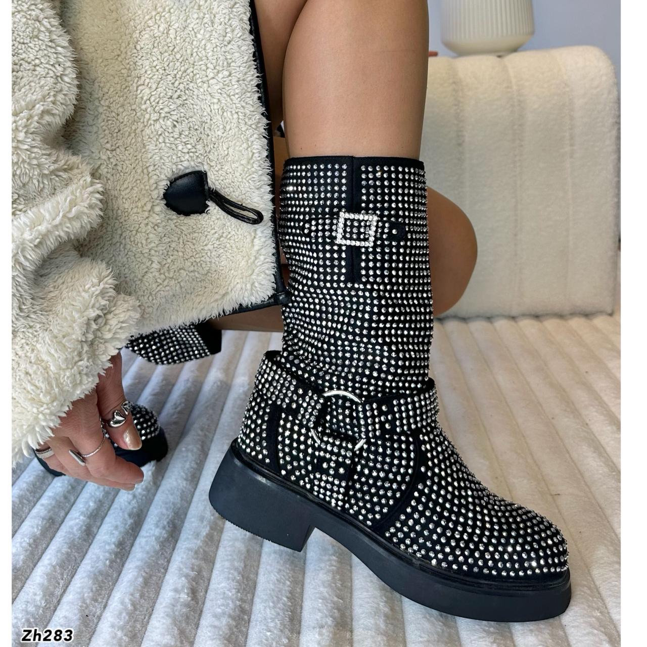 Botin negro apliques y hebilla plateado suela  4cm   HX3113-9478