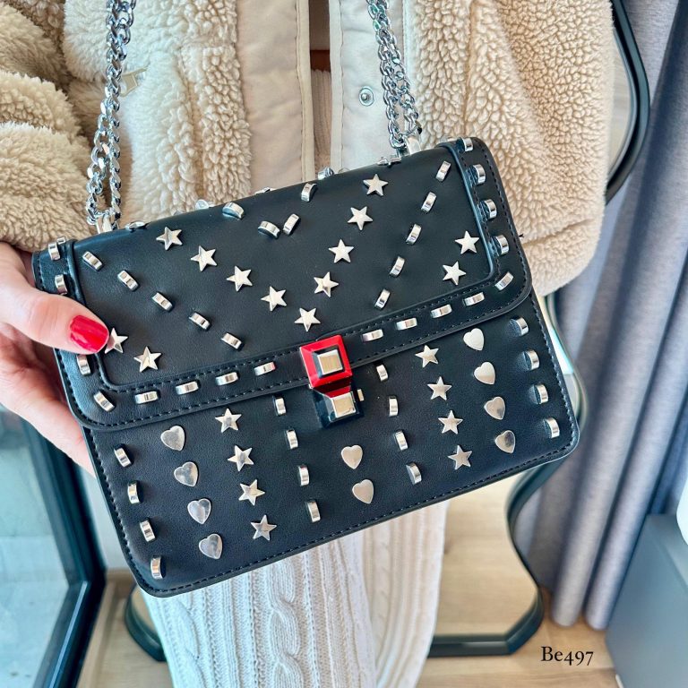 Bolso negro apliques y cadena plateado   24cm* 9cm* 18cm   C - 23196-A