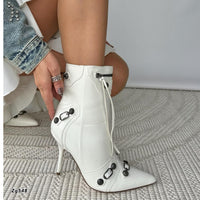 Botin blanco apliques tacon puntilla 11cm  L2831  C-92