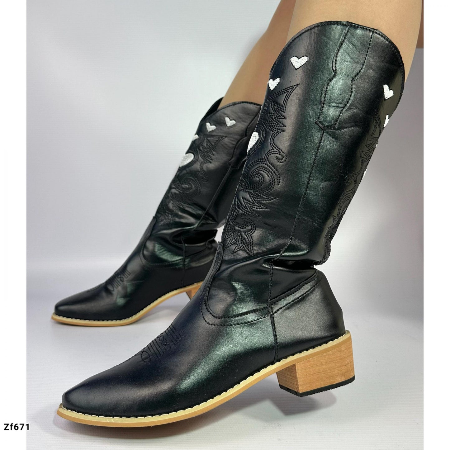 Bota texana negra tacon 4cm  BT01  C-1