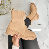 Botin beige cierre frontal suela 3cm 8503 C2