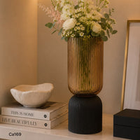 Florero de vidrio textura base negro mediano  10cm* 31cm