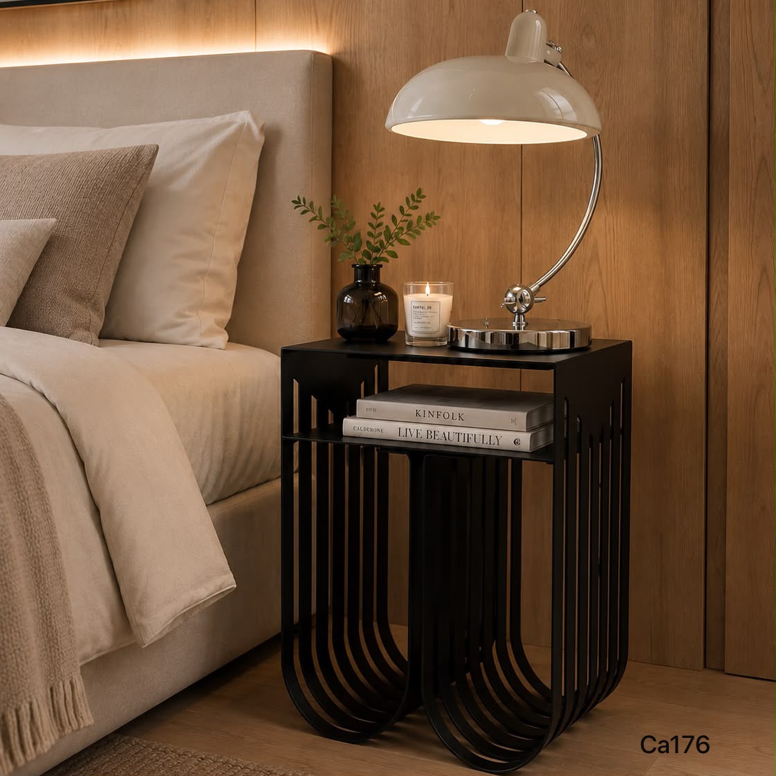 Mesa auxiliar a rayas hierro negra  35.5cm* 26cm* 46cm