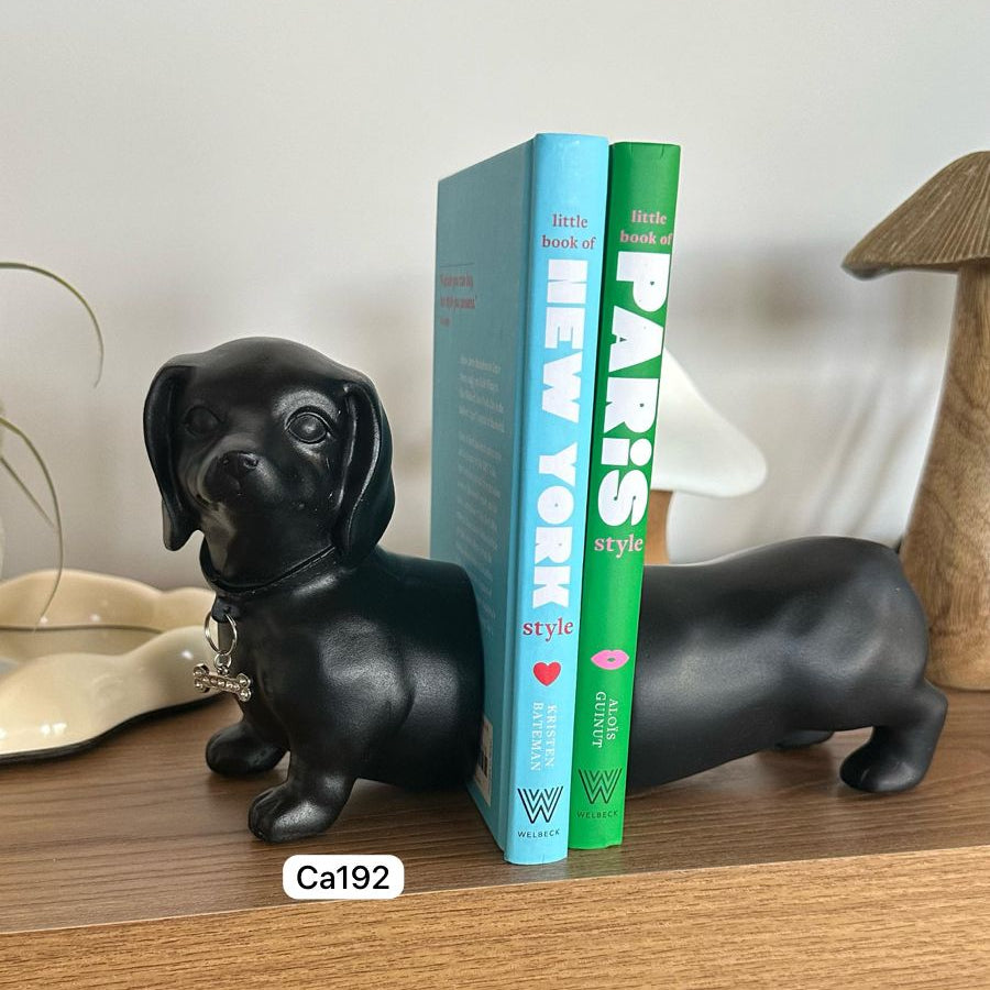 Articulo decorativo perro salchicha negro cuña libros 13cm* 18cm