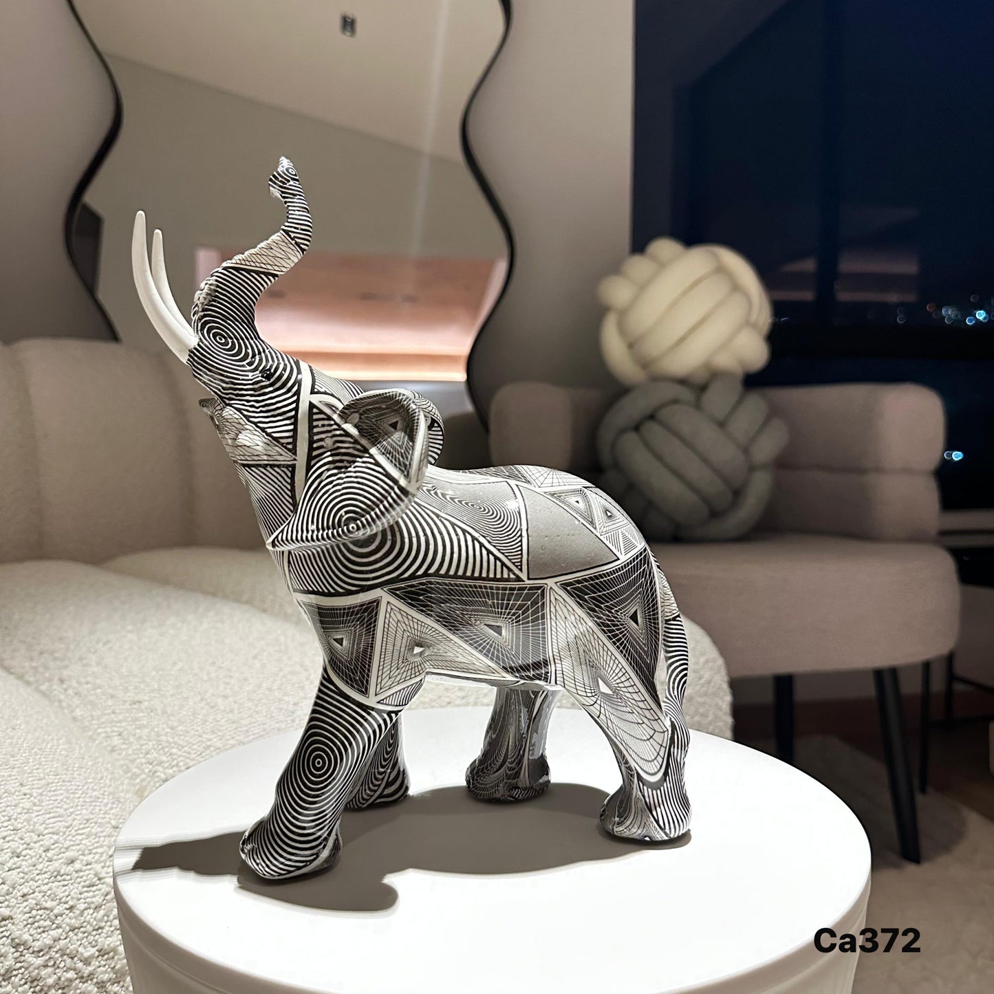Articulo decorativo elefante estampado negro-blanco 20cm* 9,5cm* 25,5cm