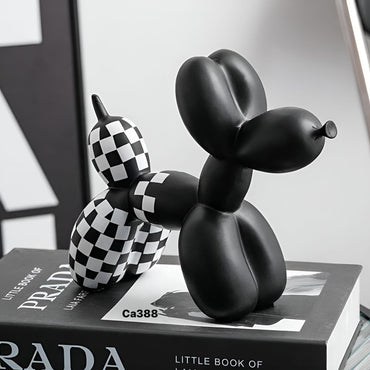 Articulo decorativo perro globo negro cuadros blanco  20cm* 9cm* 18cm