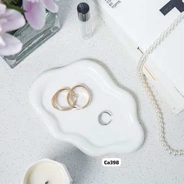Bandeja de ceramica blanco  19,5cm* 13,5cm* 2cm