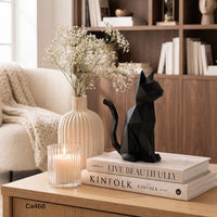 Articulo decorativo gato blanco detalles negro  16cm* 18cm
